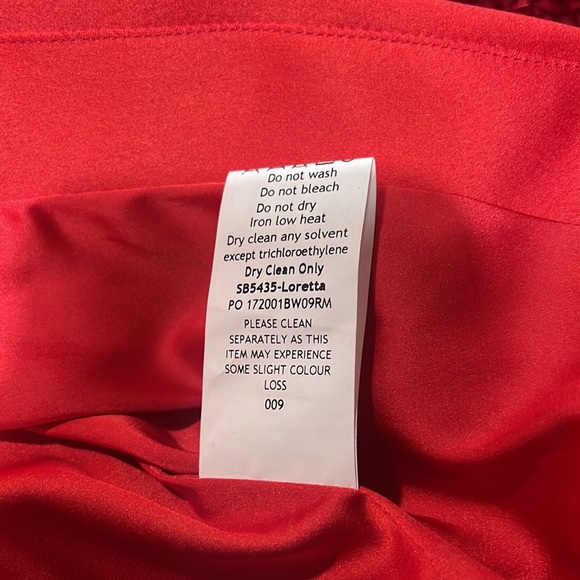 HOUSE OF CB  'LORETTA' RED SATIN OFF SHOULDER DRESS SEXY NIGHT OUT DATE ROMANCE - Picture 7 of 16